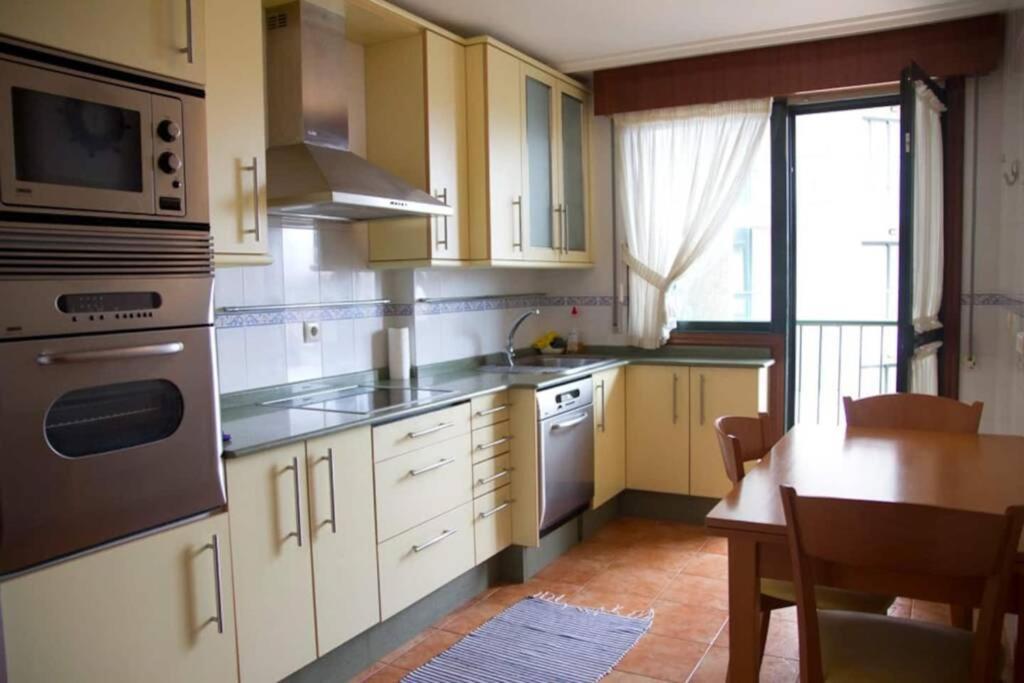 Piso Céntrico con Terraza y Garaje Para Tu Familia Baiona Exterior foto